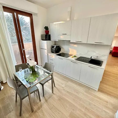 Apartment A8 Aloe Fiera Rho-milano-malpensa New With Completely Comfort Cesate